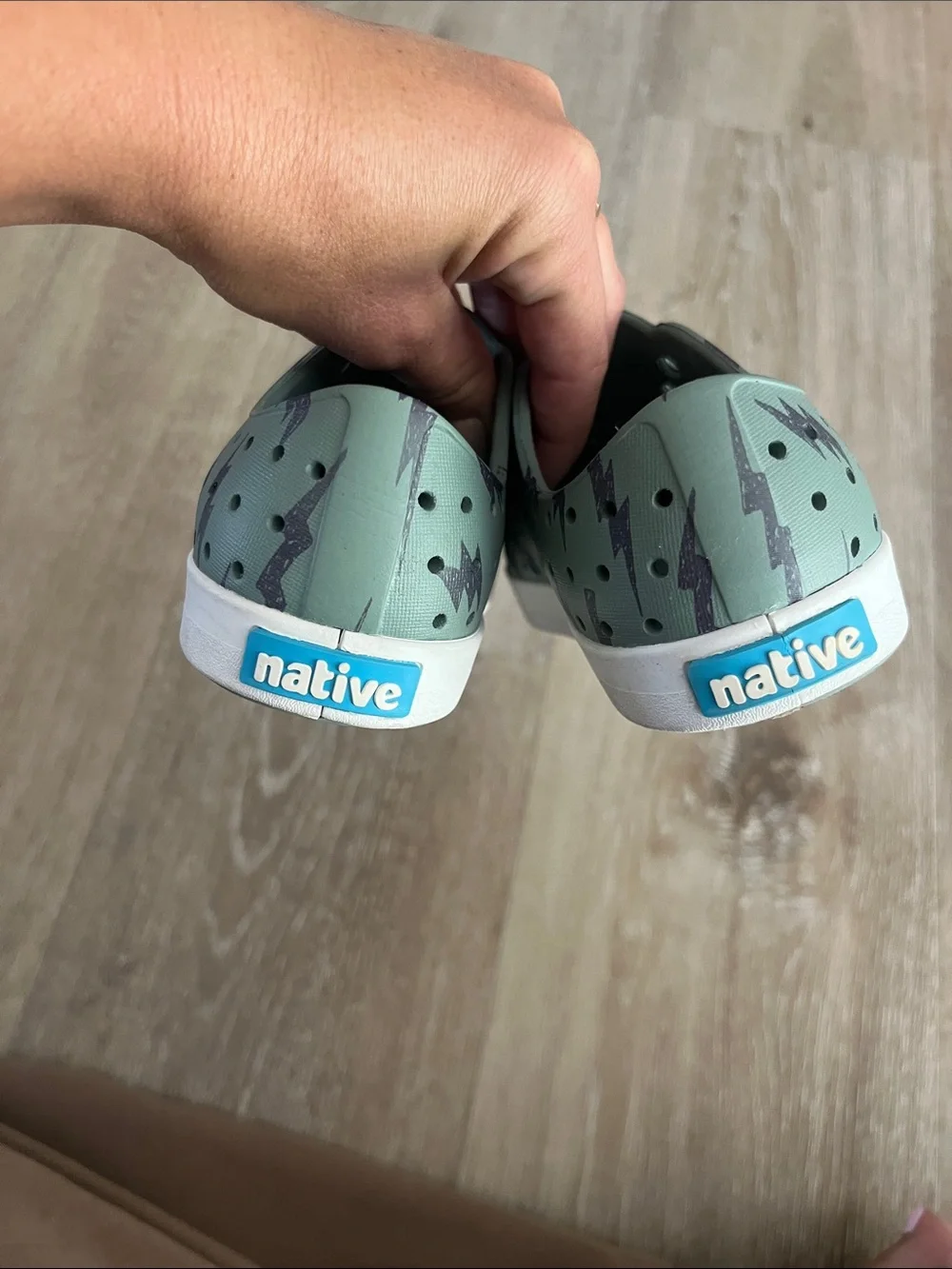 Native Kids Slip-On Sneakers in olive green with grey/Black Lightning Print